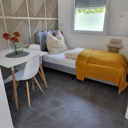E+E Apartment Nah Am Centro Oberhausen  Buitenkant foto